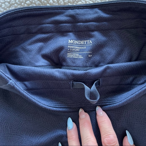 NWOT - MONDETTA blue pattern leggings in Small. - Picture 3 of 6